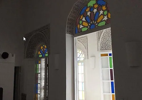 Riad Blanc De Φεζ 3*,